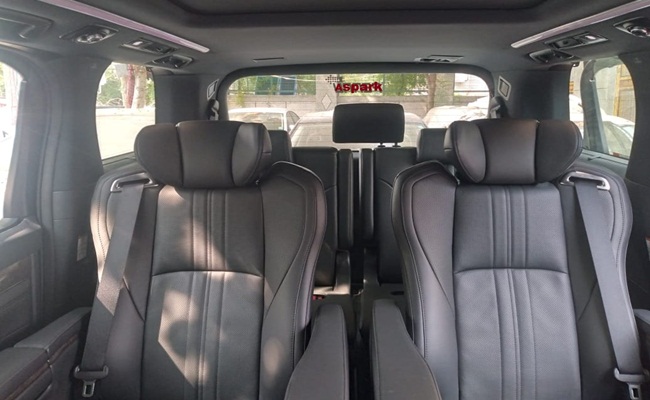 7 Seater Toyota Vellfire Van